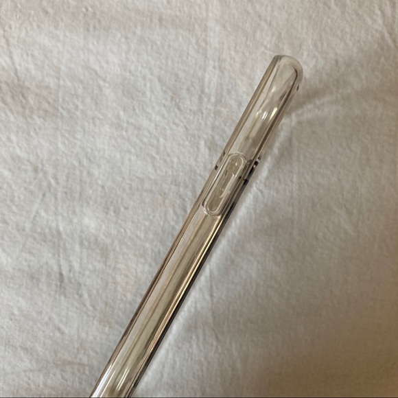 SOLD❗️Kate Spade IPhone XS MAX case - Picture 3 of 5